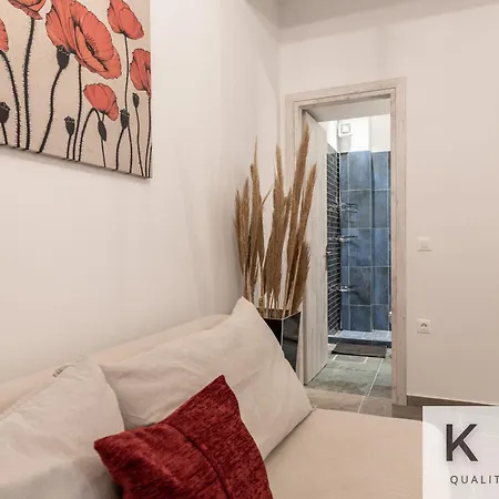 Casa Bianca And Giota's Central Apartment, Two Apartments! Апартаменты Аргостолион